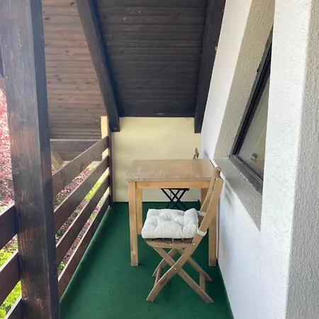شقة Karadi Zánka