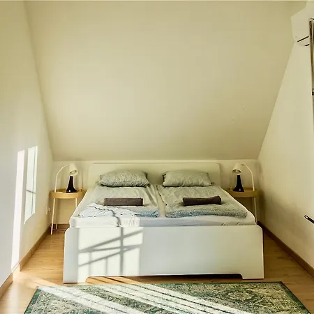 Apartamento Karádi *